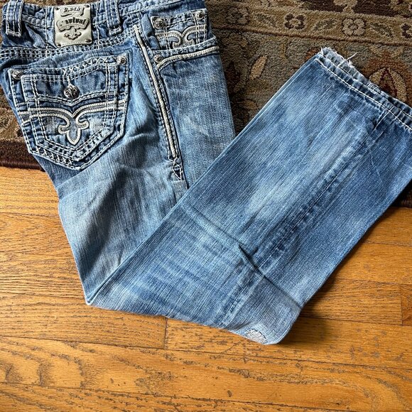 Rock Revival Jeans - Picture 1 of 3